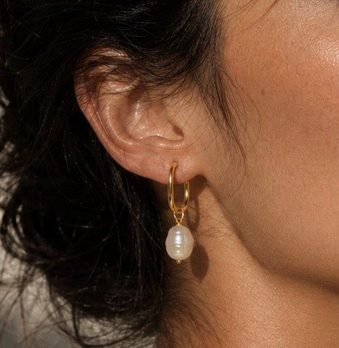 Serena Baroque Pearl Earrings