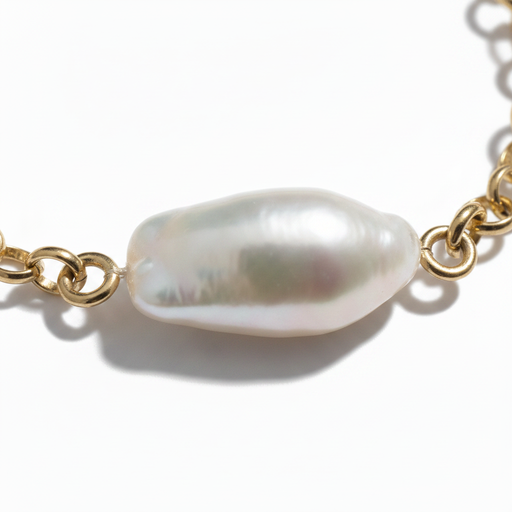 Baroque Pearl Bracelet - Macro Close-Up