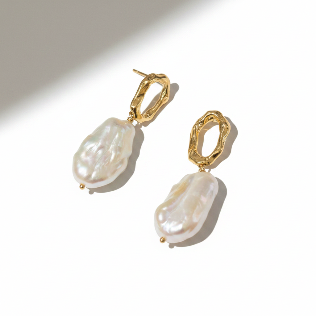 Baroque Pearl Earrings — Diagonal Arrangement