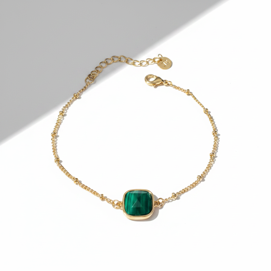 Malachite Gold Bracelet – Angled View